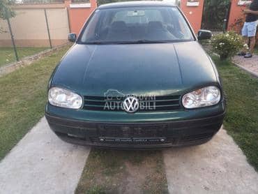 Volkswagen Golf 4 1.9SDI 2001. god. -  kompletan auto u delovima