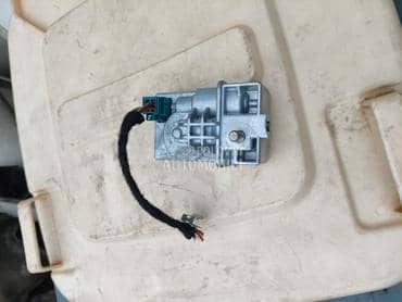 brava volana za Mercedes Benz C Klasa, E Klasa od 2007. do 2013. god.