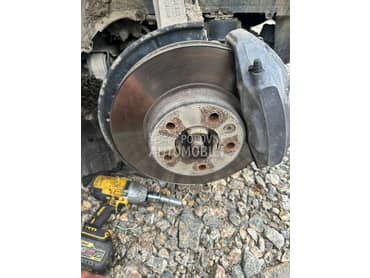 Kočiona klešta za Volkswagen Touareg od 2010. do 2017. god.