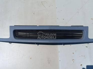 Prednja maska bez znaka za Opel Astra F od 1985. do 1988. god.