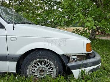 Desno krilo za Volkswagen Passat B3 od 1988. do 1993. god.