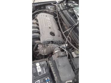 Toyota Avensis -  kompletan auto u delovima