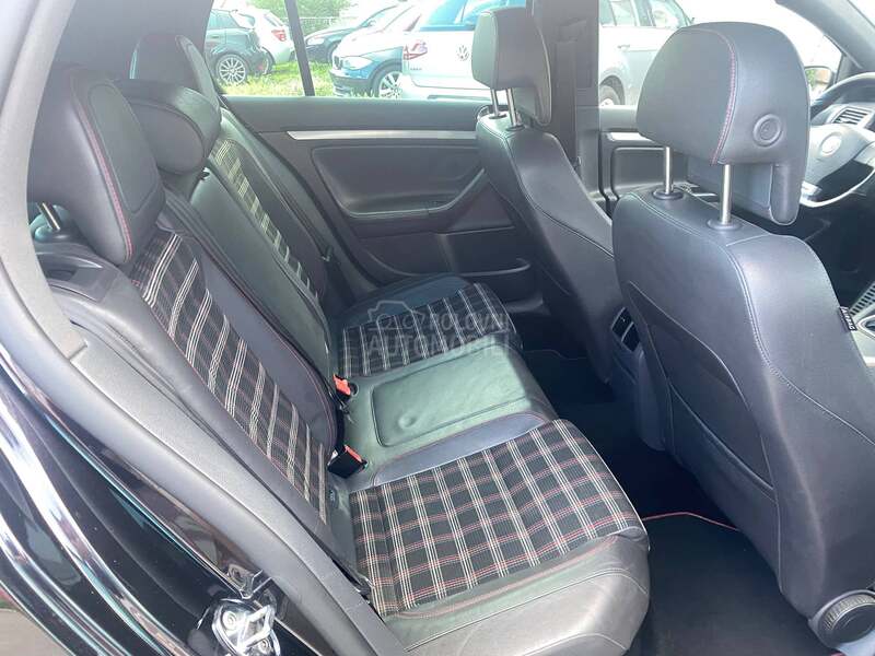 Volkswagen Golf 5 GTI EDITION 30