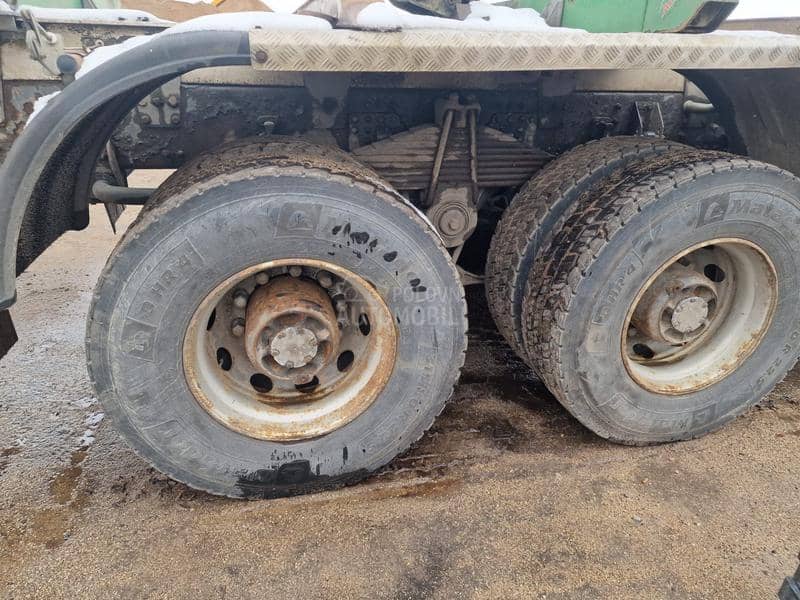 Volvo FMX 6x6