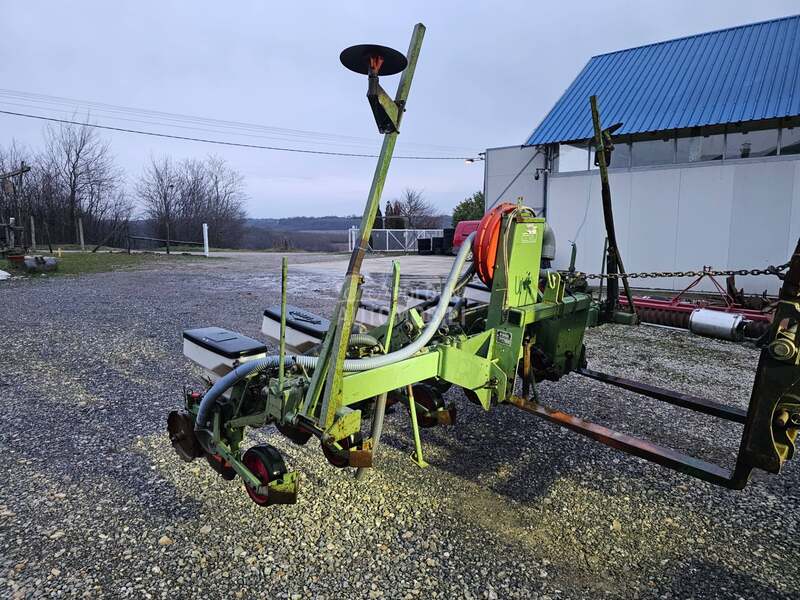 Kuhn Nodet planter 2