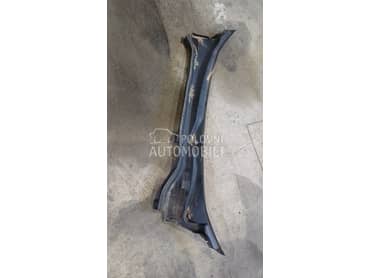 Plastika kod brisača za Peugeot Bipper