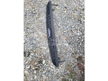 maska za Ford Focus od 2001. do 2004. god.