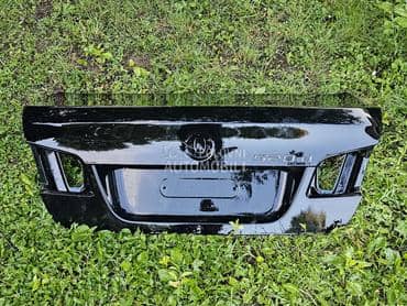 gepek vrata f10 za BMW Serija 5