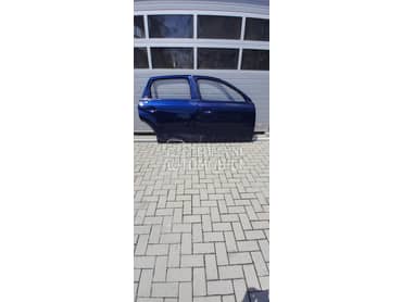 DESNA VRATA za Audi Q7 od 2014. do 2024. god.