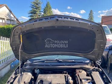 Hauba za Opel Astra J od 2009. do 2017. god.