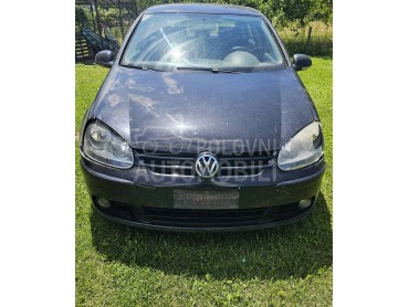 Kompletan auto u delovima za Volkswagen Golf 5
