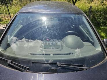 Šoferšajbna za Volkswagen Golf 5