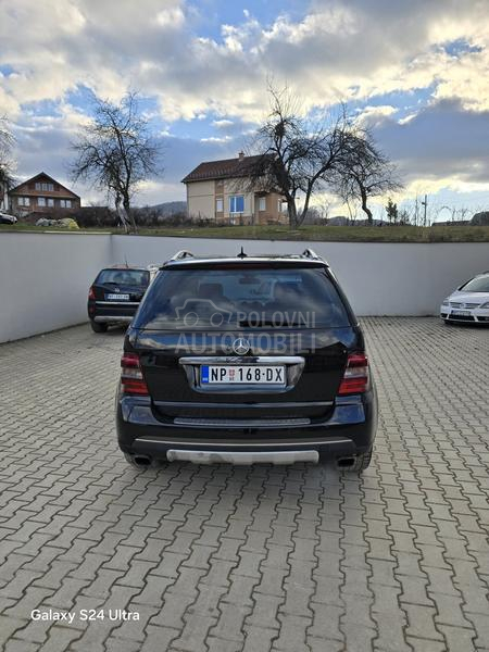 Mercedes Benz ML 320 