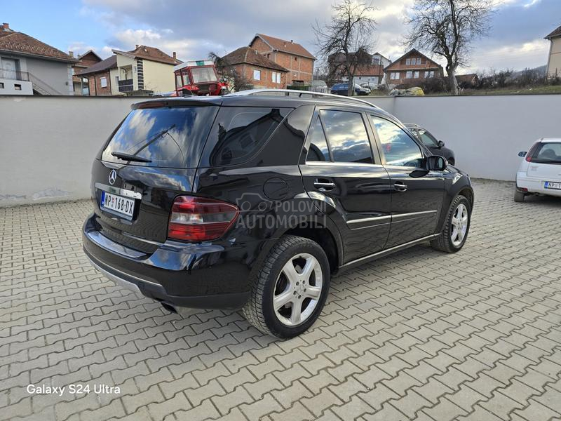 Mercedes Benz ML 320 