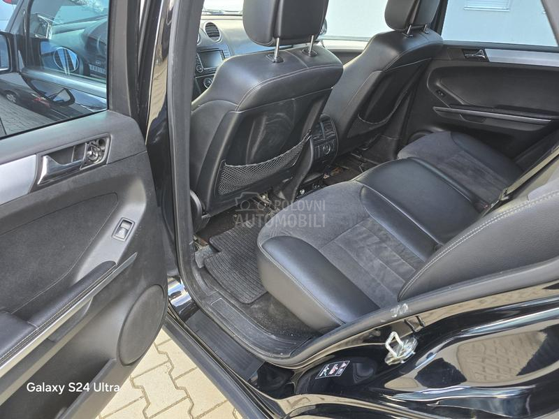 Mercedes Benz ML 320 