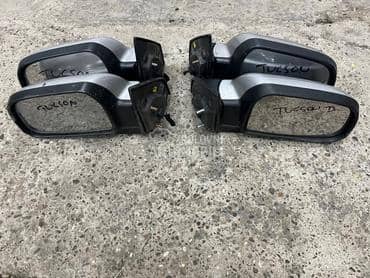 Retrovizor levi i desni za Hyundai Tucson od 2004. do 2010. god.