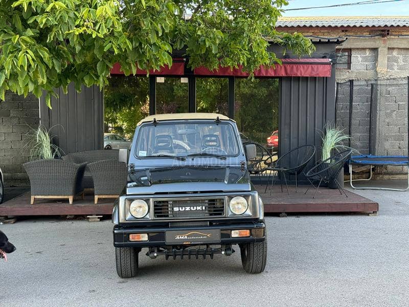 Suzuki SJ Samurai 