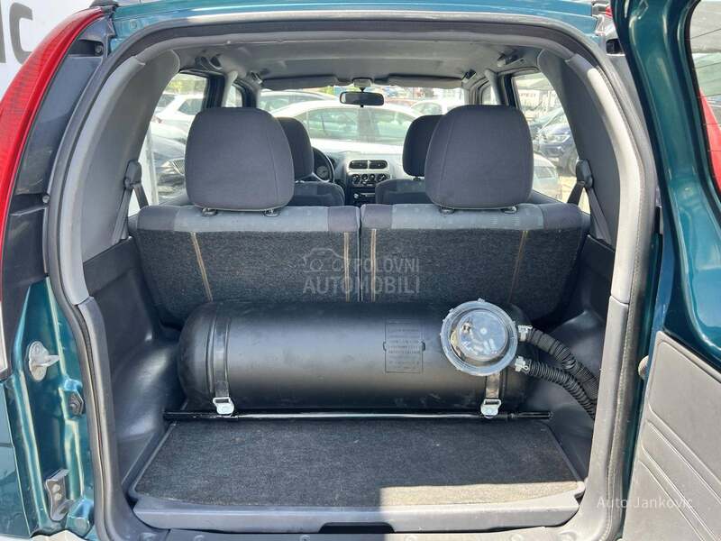 Daihatsu Terios 4 x 4     P L I N