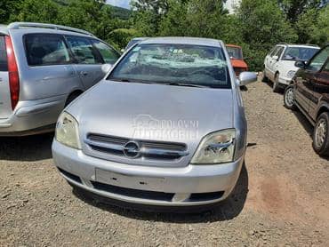 Opel Vectra C -  kompletan auto u delovima