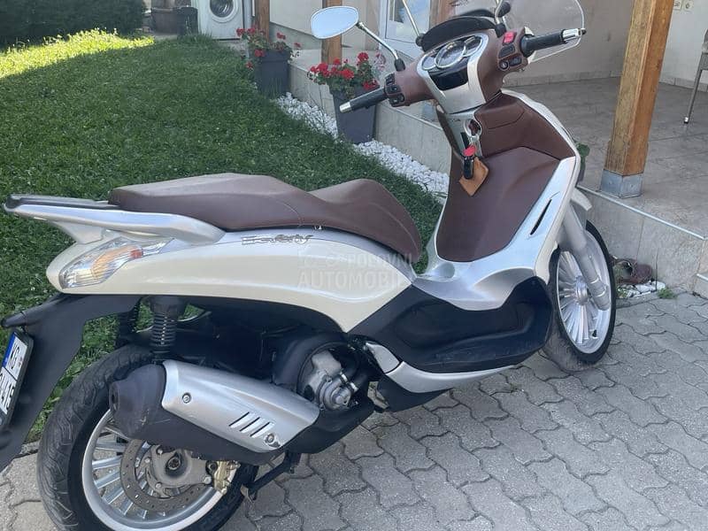 Piaggio Beverly