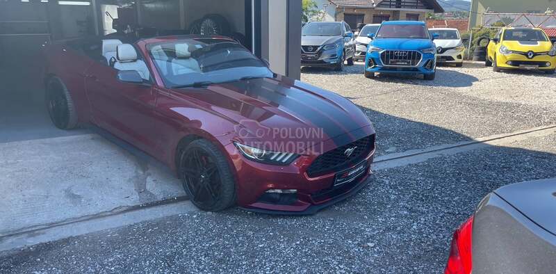 Ford Mustang 