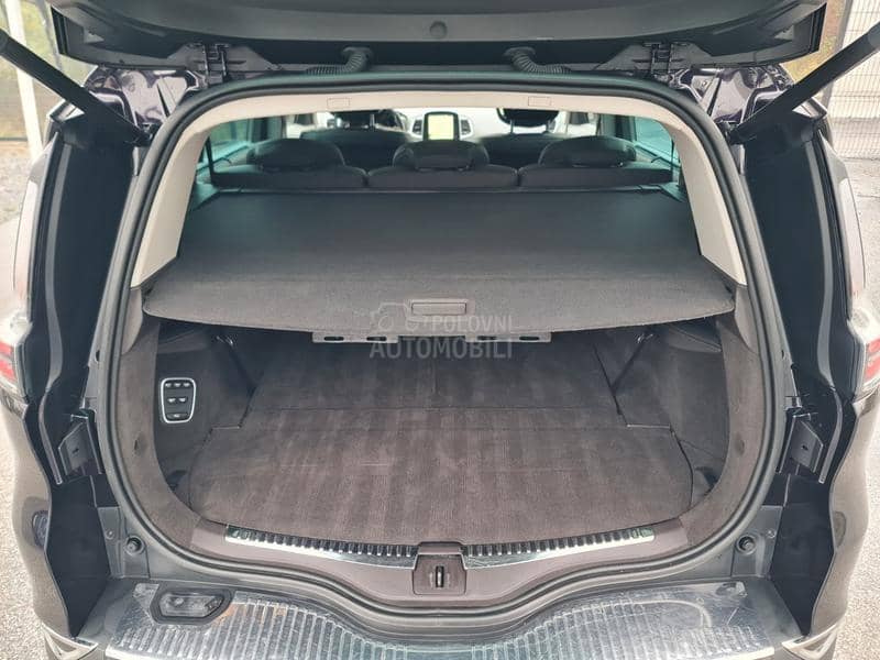 Renault Espace INITIALE