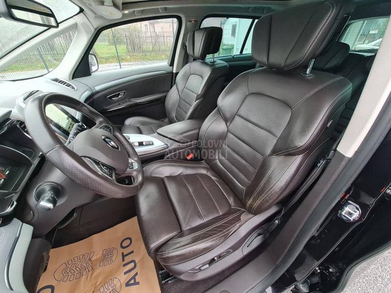 Renault Espace INITIALE