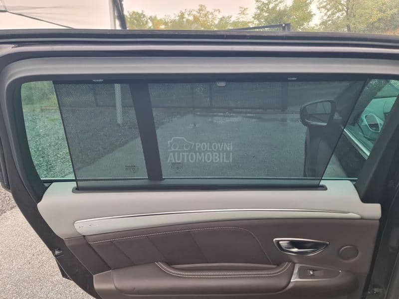 Renault Espace INITIALE