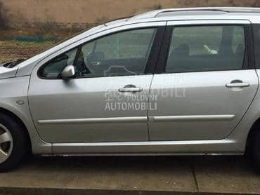 kompletan auto u delovima za Peugeot 307 od 2001. do 2007. god.