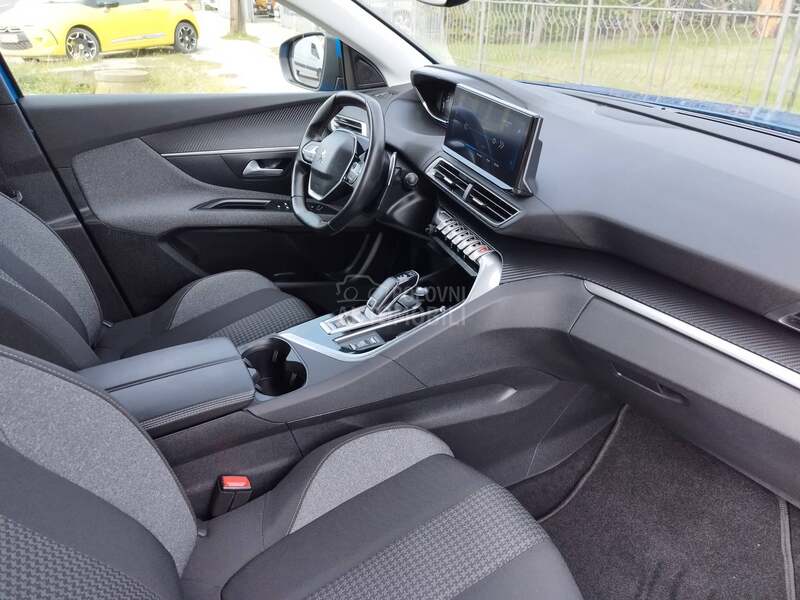 Peugeot 3008 1.5 BLUEHDI