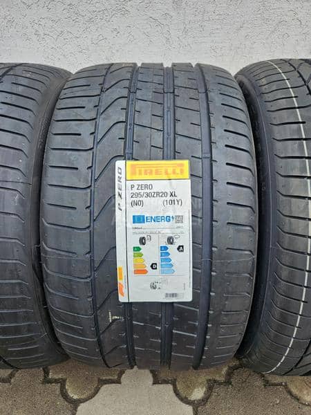 Pirelli 295/30 R20 Letnja