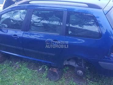 polovni delovi za Peugeot 307 od 2001. do 2005. god.