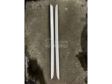 Lajsne oko soferke za Citroen C5 od 2008. do 2017. god.