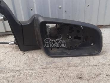 Desni retrovizor za Opel Zafira od 2005. do 2009. god.