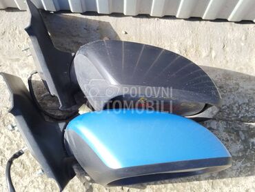 Desni retrovizor za Opel Agila od 2009. do 2016. god.