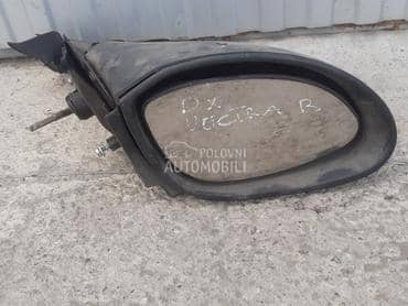 Desni retrovizor mehanicki za Opel Vectra B od 1998. do 2003. god.