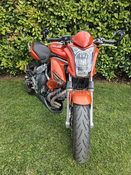 Kawasaki ER 6N    fix