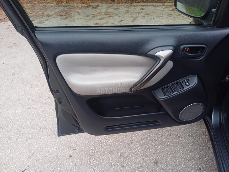 Toyota RAV 4 D4d kuka