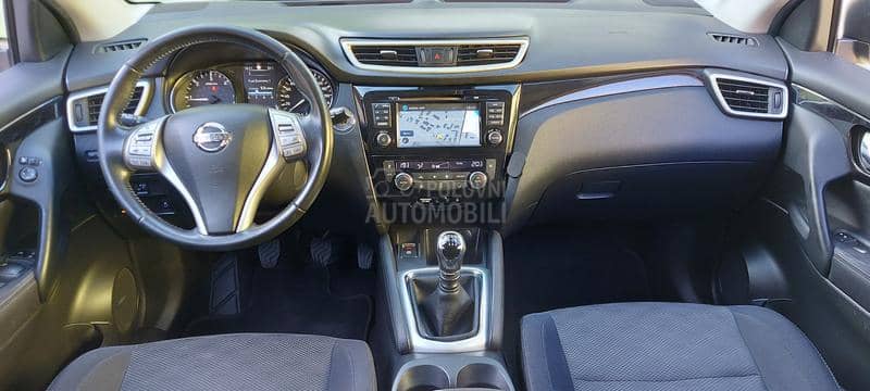 Nissan Qashqai 1.6 Conect Edition