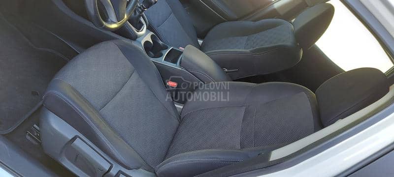 Nissan Qashqai 1.6 Conect Edition