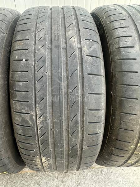 Continental 215/50 R17 Letnja