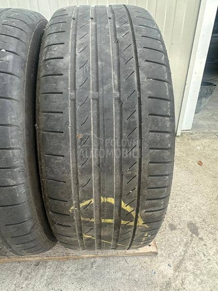 Continental 215/50 R17 Letnja