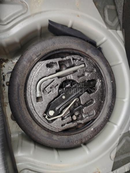 Branik far krilo hauba