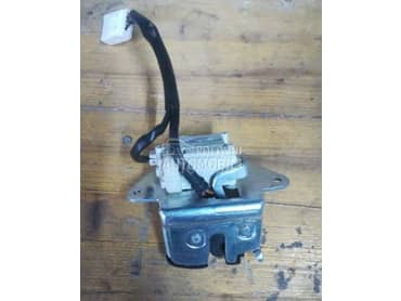 Brava gepeka za Fiat Idea od 2003. do 2012. god.