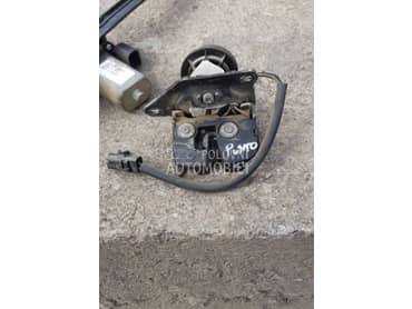 Brava gepeka za Fiat Punto od 1996. do 2012. god.