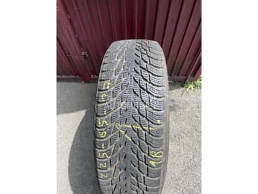 Nokian 235/65 R17 Zimska