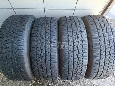 Maxxis 225/55 R17 Zimska