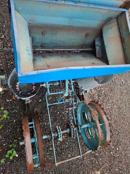 OLT Sejalica olt za kukuruze