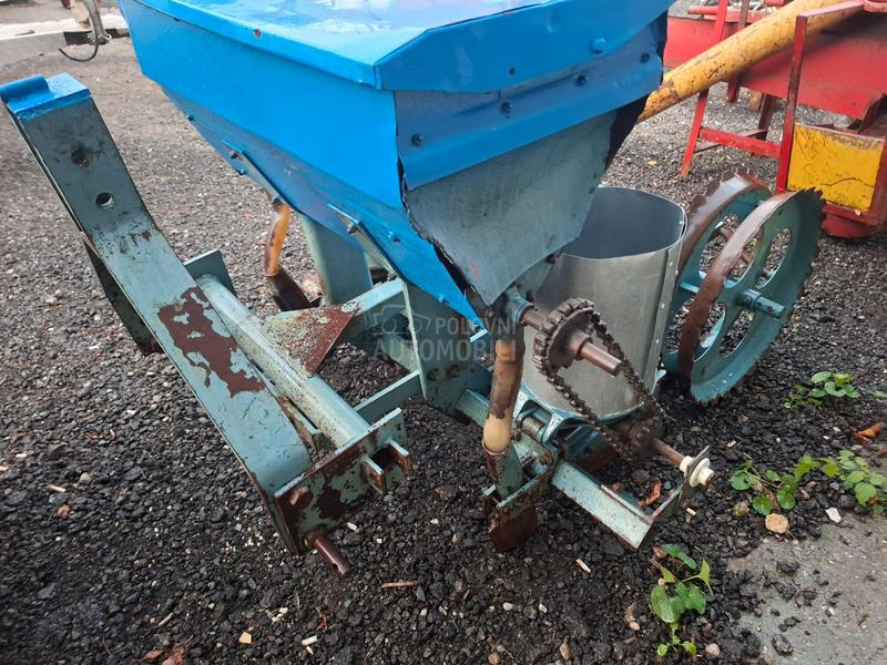 OLT Sejalica olt za kukuruze