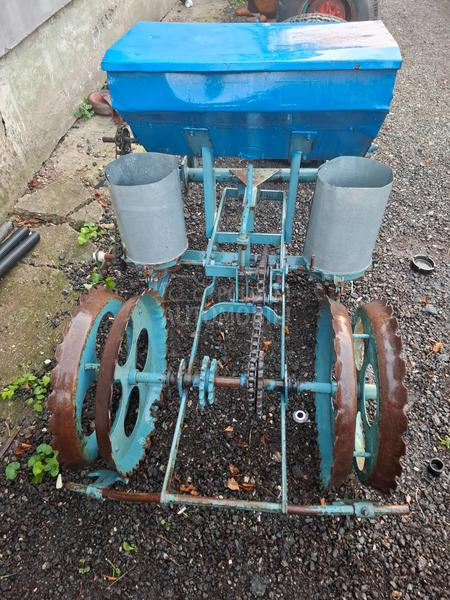 OLT Sejalica olt za kukuruze